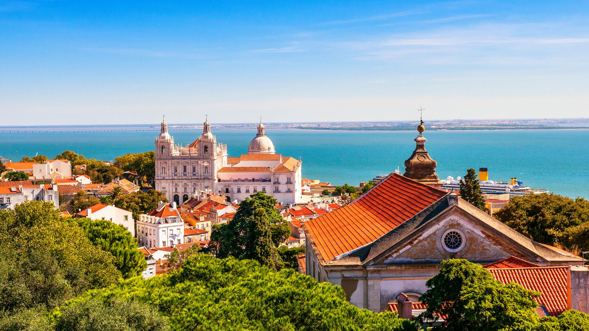 Holidays & City Breaks to Lisbon