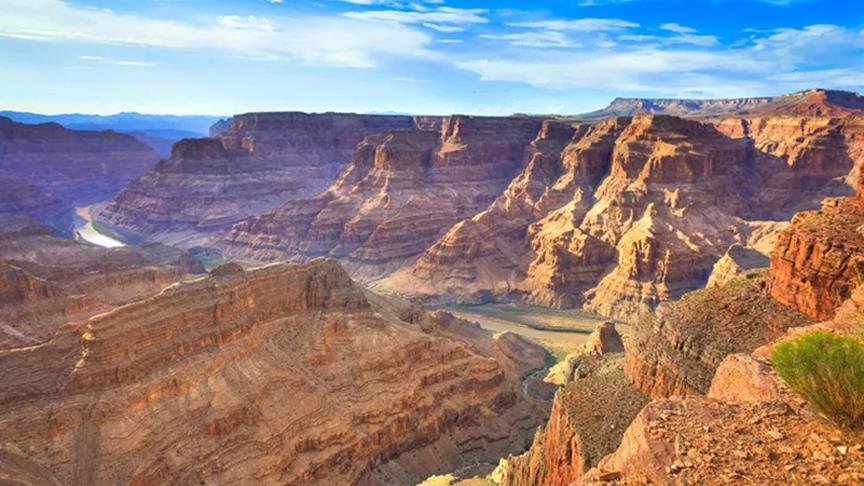 Spectacular Canyons and National Parks