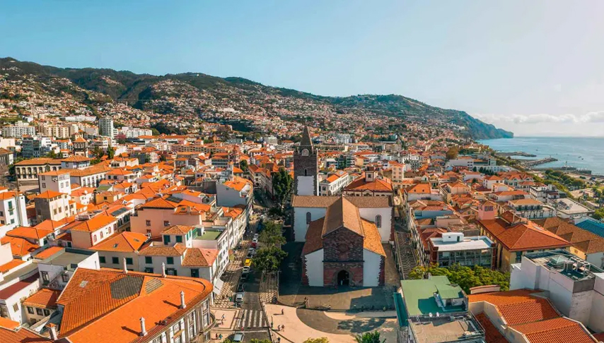 Walking the Island of Madeira Tour