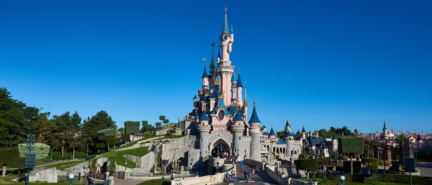 Top Reasons to Choose Abbey Travel for Disneyland Paris Packages